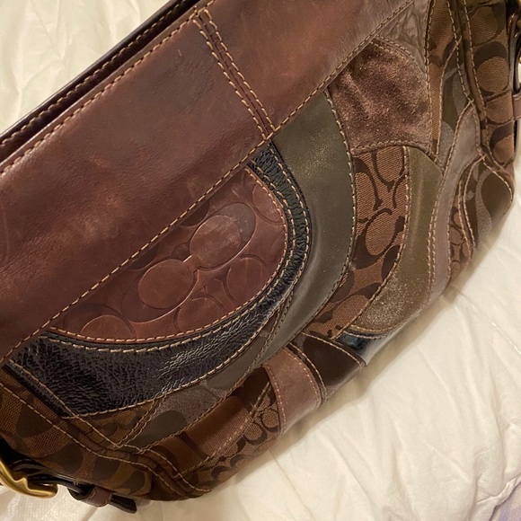 Coach purse - Picture 4 of 5